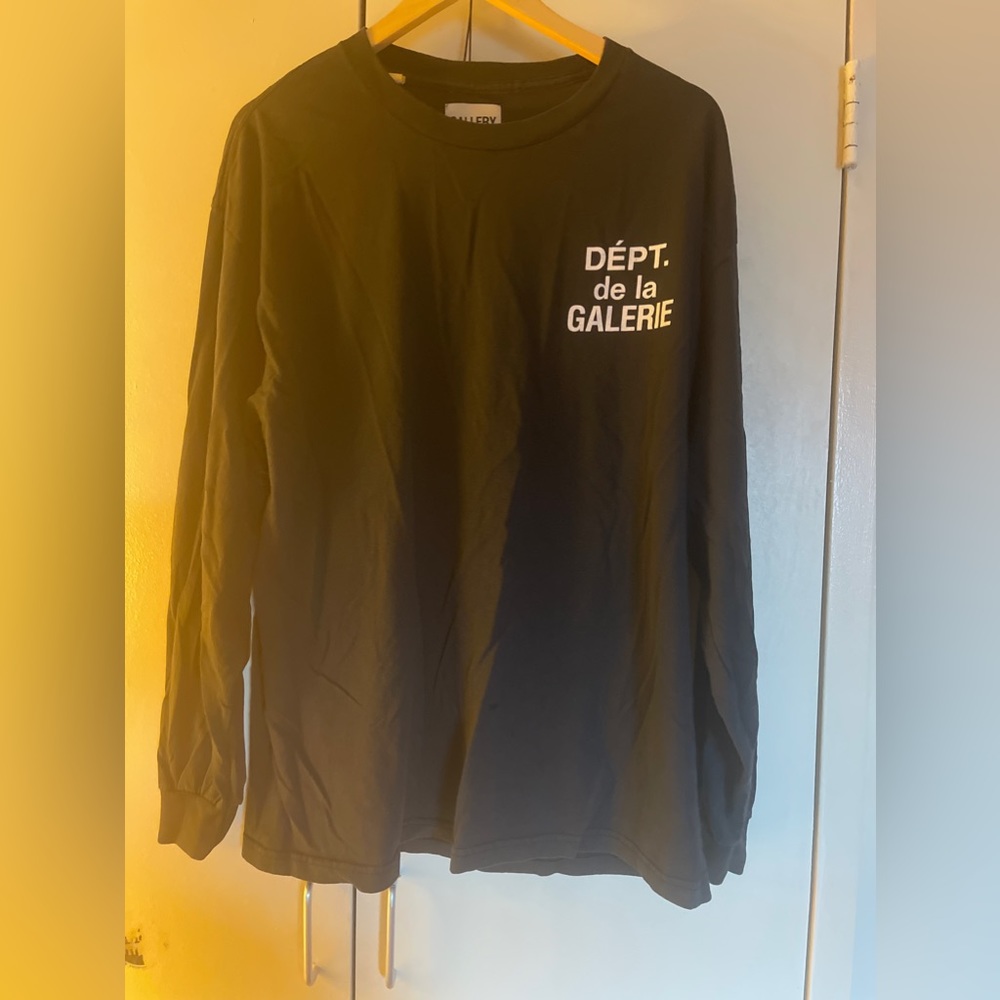 Brand new bought it in soho nyc didn’t like the fit never worn